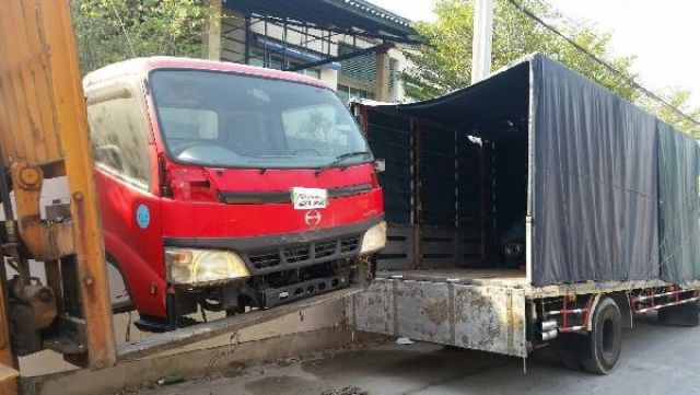 ส่งไปอีกหัวครับ สภาพสวยๆเลย สำหรับหัวเก๋ง HINO ใส่รถ 6 ล้อกลาง สนใจสั่งtractor-backhoe ได้ครับ