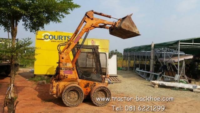 ตรวจเช๊คสภาพเสร็จแล้วครับ เตรียมส่งให้ลูกค้า อุบลราชธานี รถตักล้อยาง BOBCAT เก่านอก