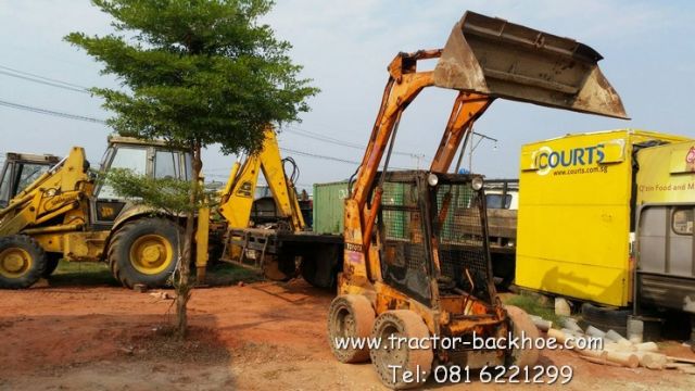 ตรวจเช๊คสภาพเสร็จแล้วครับ เตรียมส่งให้ลูกค้า อุบลราชธานี รถตักล้อยาง BOBCAT เก่านอก