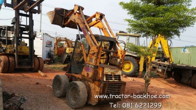 ตรวจเช๊คสภาพเสร็จแล้วครับ เตรียมส่งให้ลูกค้า อุบลราชธานี รถตักล้อยาง BOBCAT เก่านอก