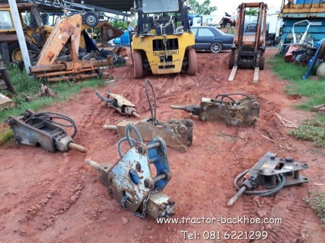 บริการใหม่ของ tractor-backhoe รับซ่อม ตรวจเช็ค ไนโตเจน (N2) หัวเจาะ กระแทก รถขุด แบคโฮ ทุกรุ่นครับ