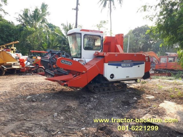 ขาย รถเกี่ยวข้าว KUBOTA ตู้เก๋ง DC15 หนวดกุ้ง เก่าญี่ปุ่น สภาพสวย ชม VDO ได้ ครับ