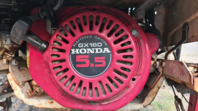 ขาย รถดำนา เครื่อง HONDA เบนซิน 4 จังหวะ เก่าญี่ปุ่น ระบบทำงานได้ ขับเคลื่อน 3 ล้อ ใช้ได้อเนกประสงค์