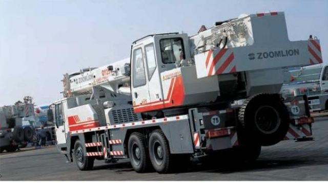 zoomlion truck crane 25-130 ton