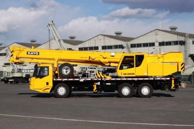 **** kato truck crane 30ton new genneration ****