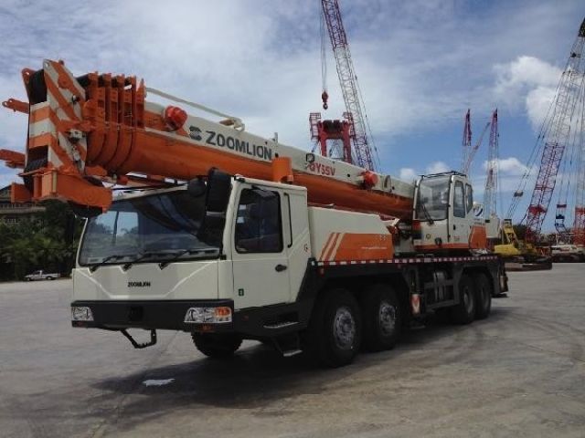 ใหม่ล่าสุด TRUCK CRANE ZOOMLION 55T