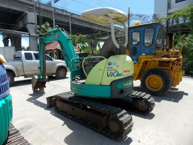 ขายรถขุดเล็ก YANMAR VIO30-1-12925B