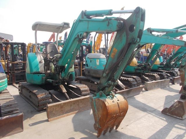 ขายรถขุดเล็ก YANMAR VIO35-2-25680B