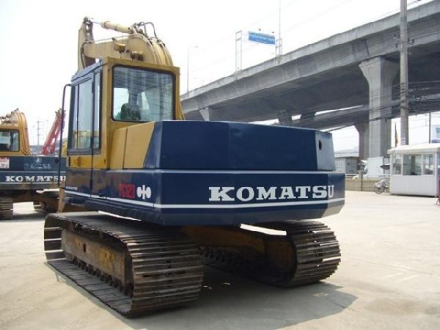 KOMATSU PC120-3