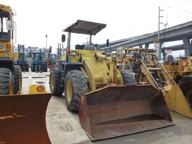 ขายรถตักล้อยาง KOMATSU WA100-3 Serial no.60328