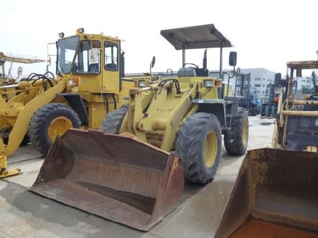 ขายรถตักล้อยาง KOMATSU WA100-3 Serial no.60328