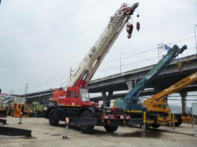 TADANO ROUGH TERRAIN CRANE MODEL : TR500M-2-581250