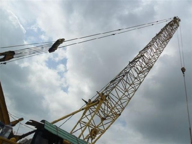 ขายรถเครนตีนตะขาบ CLAWLER CRANE KOBELCO