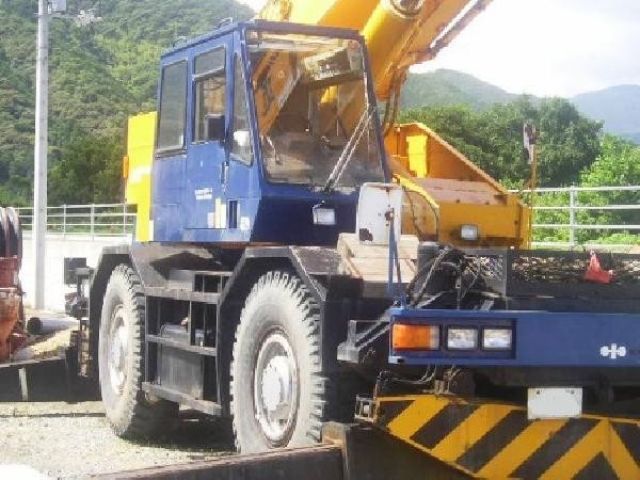 ขายรถเครน KOMATSU LW250-2 1991 Y.