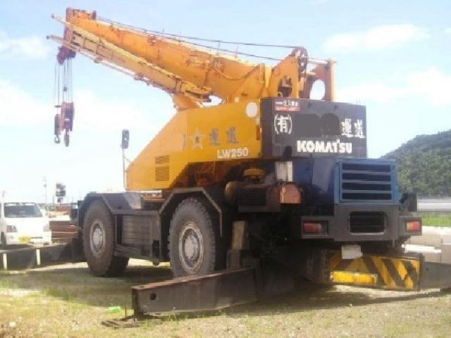 ขายรถเครน KOMATSU LW250-2 1991 Y.