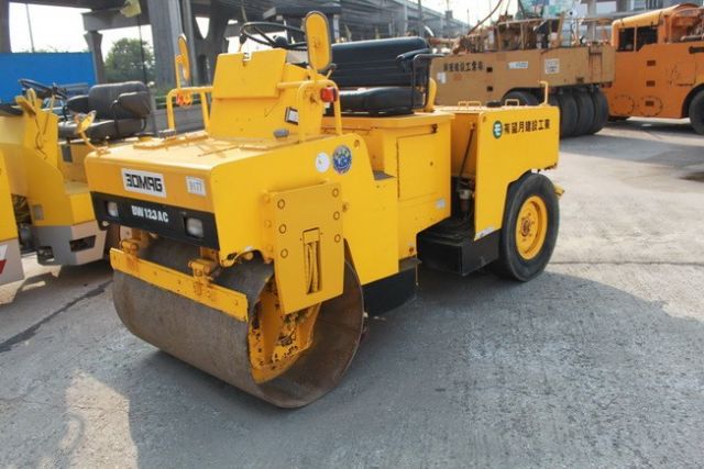 ขายรถบดถนน BOMAG BW123AC-218807