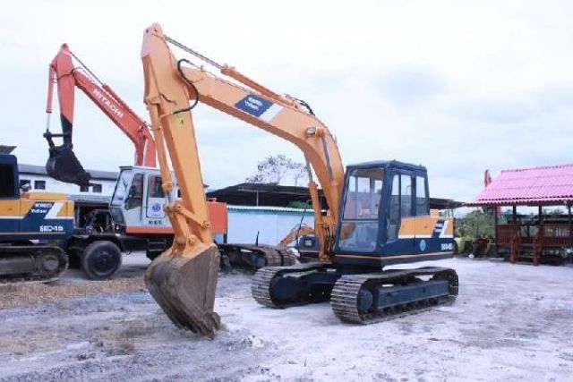 ขายรถแบคโค KOBELCO SK045N-2 LP03120