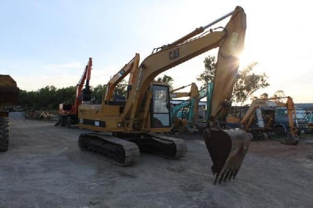 ขายรถแบคโค CAT E120B 7NF03953