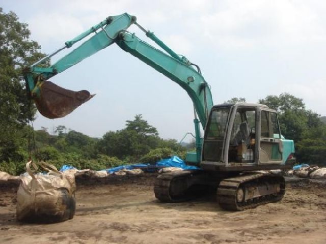 ขายรถแบคโฮ KOBELCO SK100-3-YW03278