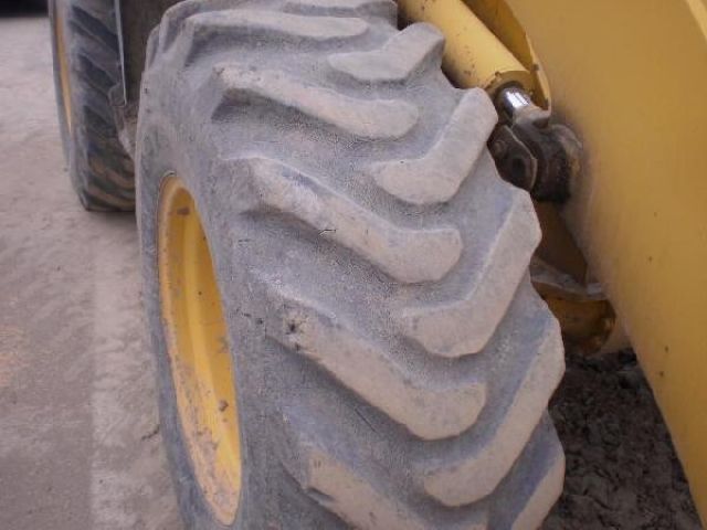 ขายรถตักล้อยาง KOMATSU WA100-3