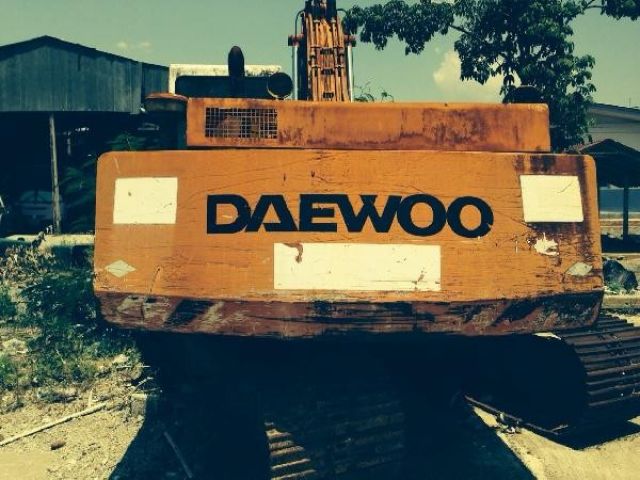 ขายรถแบคโฮ DAEWOO DH220LC-2012