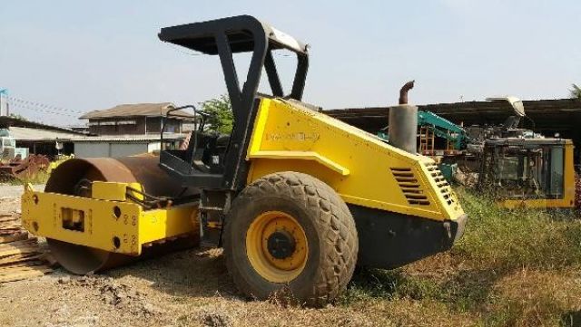 ขายรถบดถนน BOMAG BW211D-3 เอกสารเล่มทะเบียน