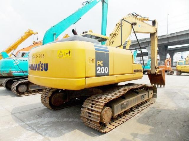 ขายรถแบคโฮ KOMATSU PC200-7-203089