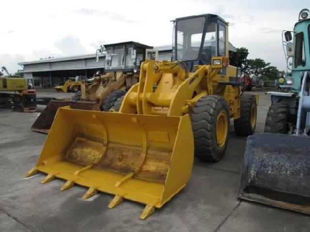 ขายรถตักล้อยาง KOMATSU WA 300-1