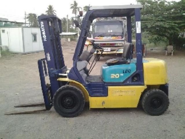 ขายรถฟอร์คลิฟ KOMATSU FG20 รุ่น 12 นำเข้าจากญี่ปุ่น ติดต่อยุด 081-987-0866