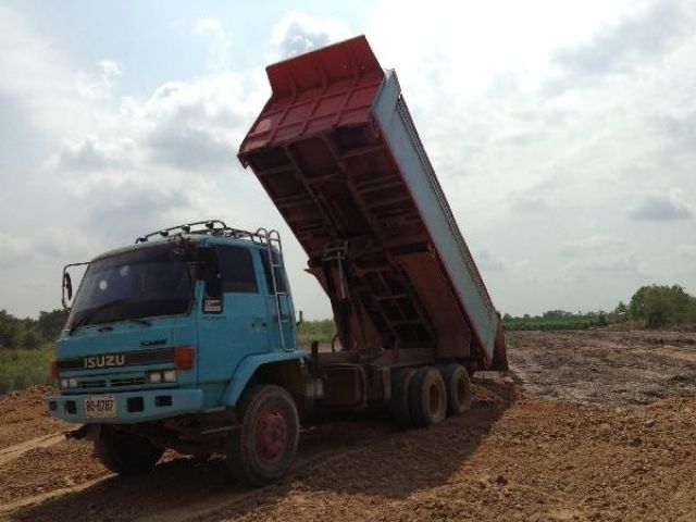 ขาย 10ล้อ2เพลาดั๊ม ISUZU ROCKY 210