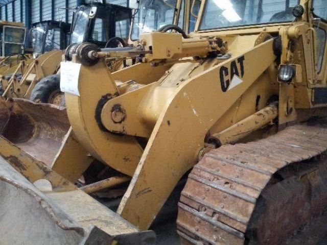 ขาย! รถตัก(ตีนตะขาบ) นำเข้ามือสอง CATERPILLAR รุ่น 953 / 20Z00961 ใช้งาน 4196 ชม