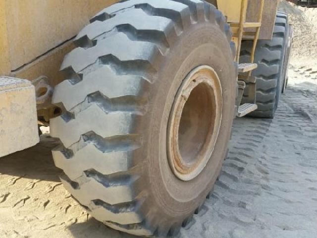 รถตักล้อยาง Caterpillar 950F #4DJ02410UP นำเข้าจากญี่ปุ่น สนใจโทร. 080-6565422 (หนิง)