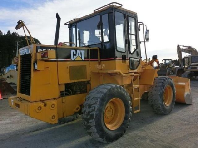 รถตักล้อยาง Caterpillar 924F สต็อกเรา จากญี่ปุ่น สนใจโทร. 080-6565422 (หนิง)