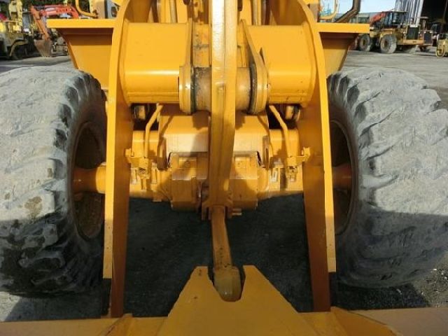 รถตักล้อยาง Caterpillar 924F สต็อกเรา จากญี่ปุ่น สนใจโทร. 080-6565422 (หนิง)