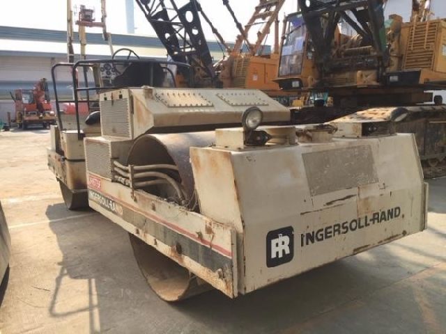 รถบด 2 ล้อเหล็ก Ingersoll Rand DD90 สภาพดี* (USA) สนใจโทร. 080-6565422 (หนิง)