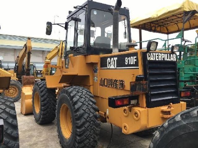 รถตักล้อยาง Caterpillar 910F #1YK-02448 สต็อกนำเข้าจากญี่ปุ่น โทร. 080-6565422 (หนิง)