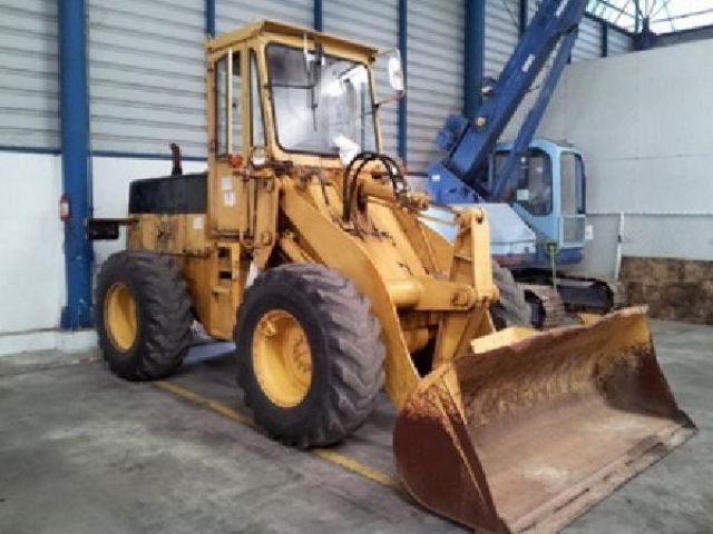 ขายด่วน!! รถตัก Komatsu 510 ซีเรียล: 12422 จากญี่ปุ่น พร้อมตรวจสภาพค่ะ