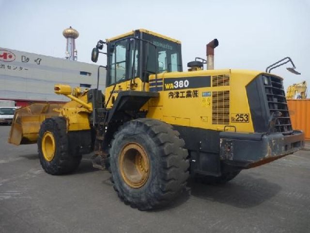 รถตักล้อยาง Komatsu WA380-6 #65353 บุ้งกี๋ 3.4 คิว เครื่องยนต์ Komatsu สนใจโทร. 080-6565422 (หนิง)